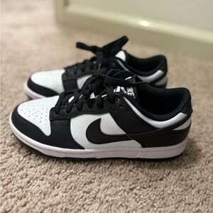 Nike women’s dunk low